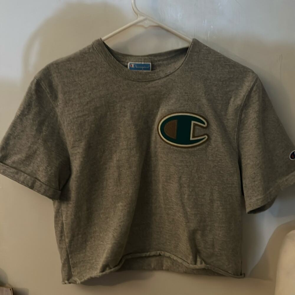 Champion Gray Cropped Rolled Hem T-shirt S Casual Athleisure Activewear Cozy